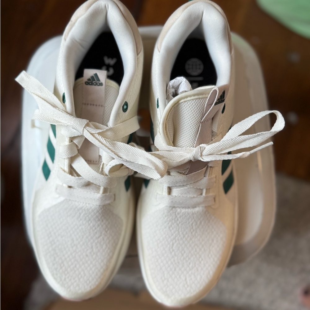 Adidas  Edge Lux V1 womens Cream and Green striped Sneakers